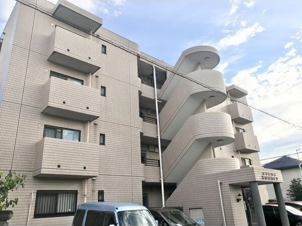 セントラルみのりハイツの外観|外観は落ち着いています