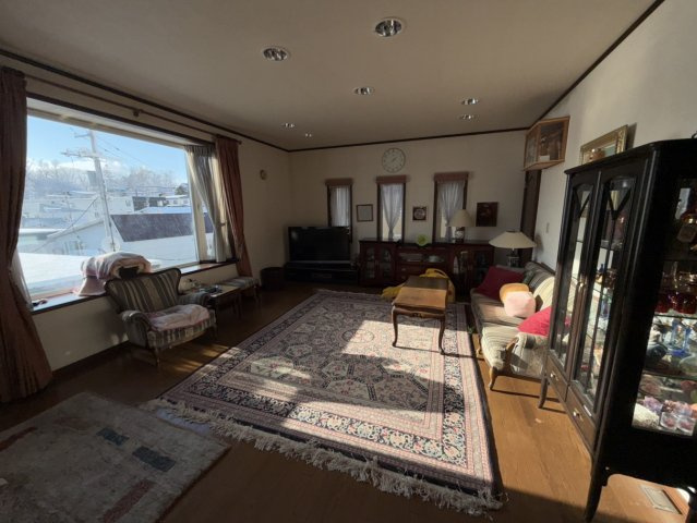 【居間・リビング】の画像