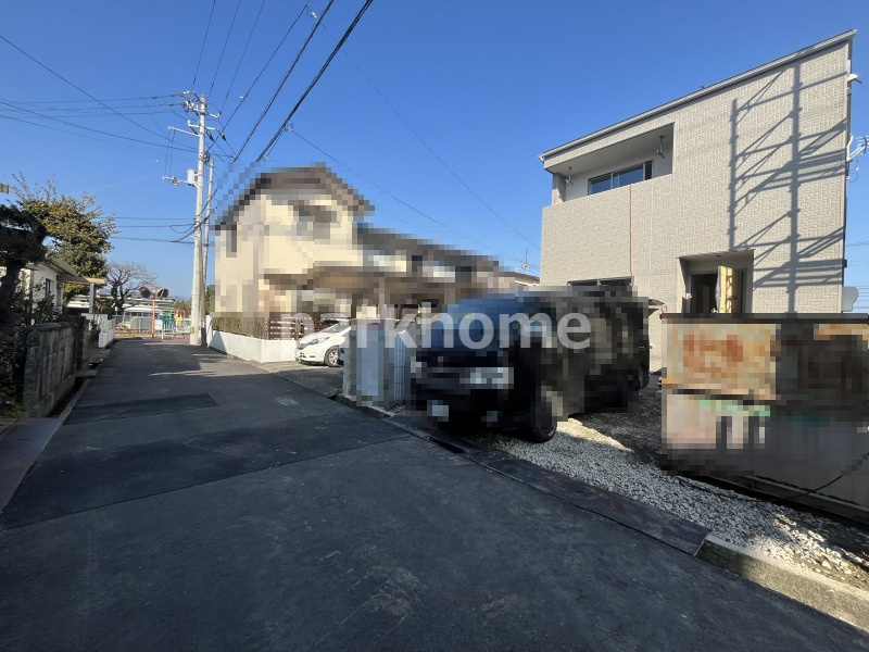 土佐市高岡町乙 ⑪ 新築戸建ての前面道路含む現地写真|2026年2月中旬