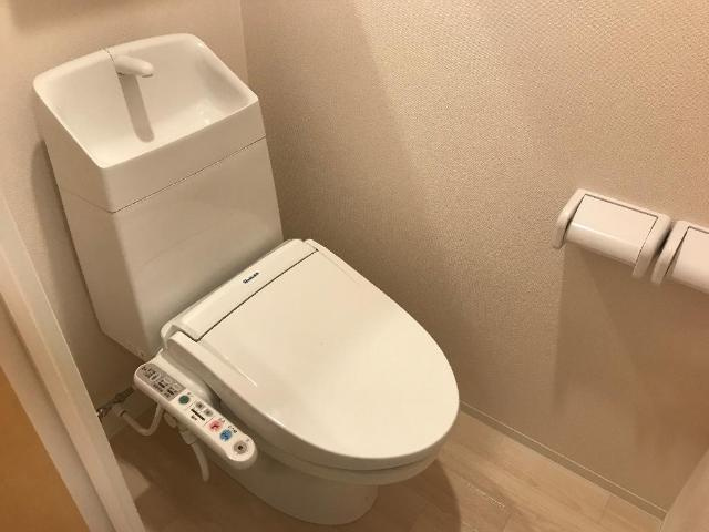 サンエバー貴船のトイレ|シャワー付トイレ