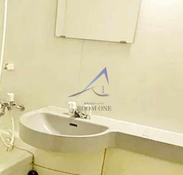 六本木ユニハウスの洗面所|洗面台です。