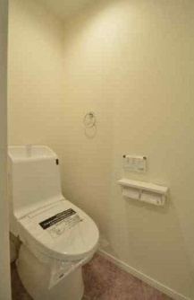 【トイレ】 | リオン・ドール | 温水洗浄便座。