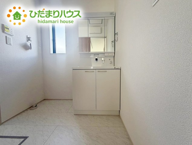 いわき市平下平窪6期　新築戸建　3号棟の独立洗面台|シンプルで使い勝手の良い独立洗面台！