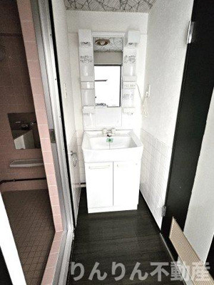 【独立洗面台】 | 第4三宅ビル | 独立洗面台、朝の身支度には欠かせません