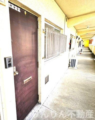 【玄関】 | 第4三宅ビル | 落ち着いた玄関です