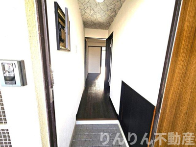 【玄関】 | 第4三宅ビル | シンプルで使いやすい玄関です