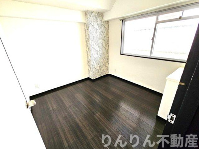 【洋室】 | 第4三宅ビル | 明るい洋室です