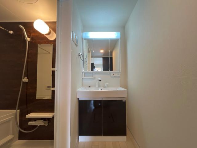 エスペランス稗田の洗面所|洗髪洗面化粧台