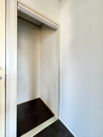ケントパレス浜松の収納|トイレ横に便利な収納付き！！