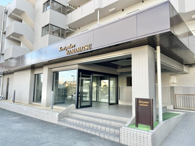 ケントパレス浜松|落ち着きのあるエントランス！！