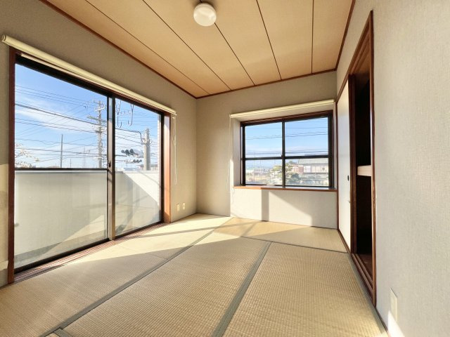 ケントパレス浜松の和室|リビングと繋がる和室＊ほっと心が安らぐ場所になります。
