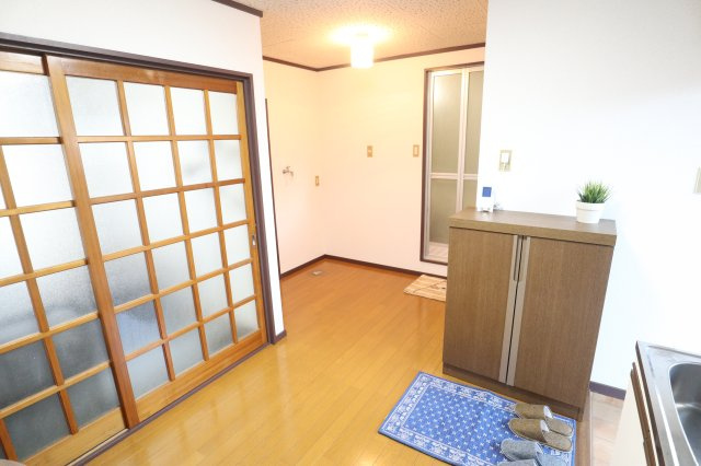 髙木ビルの玄関