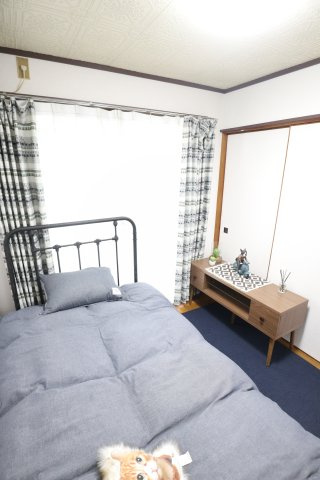 髙木ビルの洋室