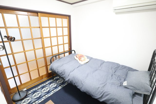 髙木ビルの洋室