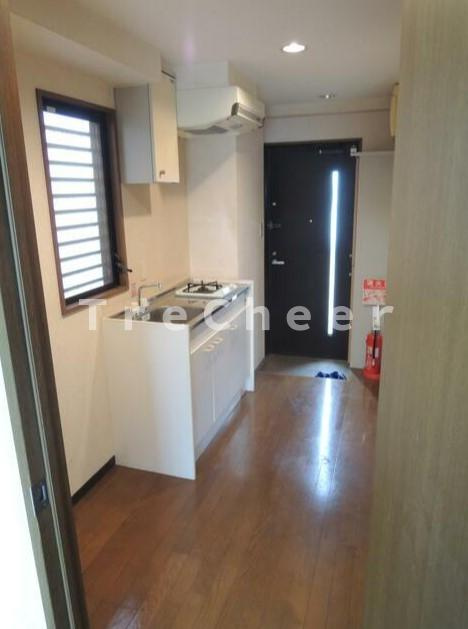 レセット髙橋ビルⅡの玄関