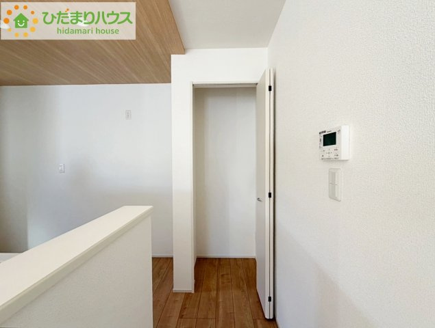 いわき市郷ケ丘4期　新築戸建　4号棟の玄関|パントリー完備で散らかりがちなキッチン回りもラクラクお片付けできちゃいます！(*^-^*)
