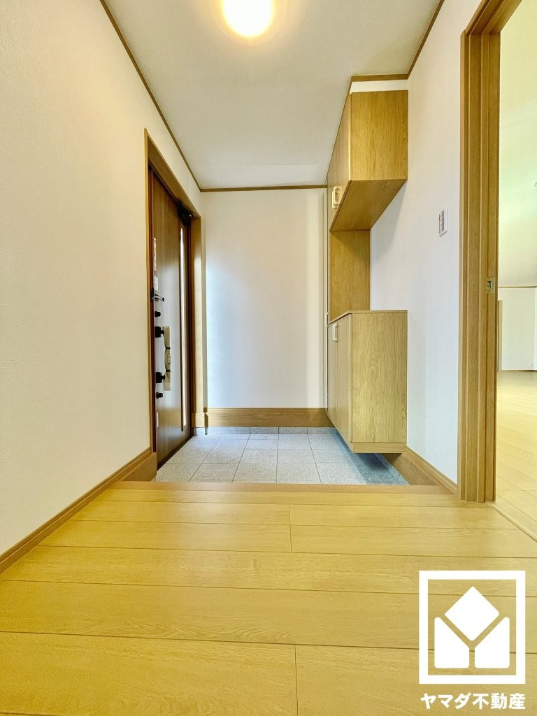 京田辺市同志社山手３丁目　T37号地の玄関