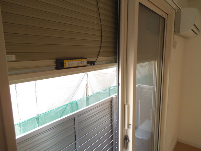 ミズカ　ラトゥールのバルコニー|シャッター雨戸付いてます☆