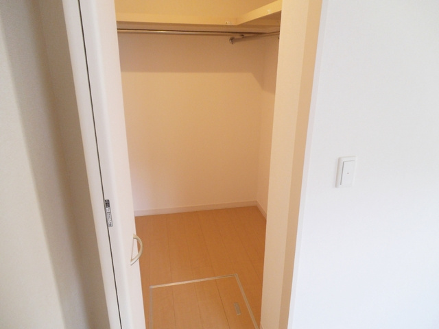 ミズカ　ラトゥールの収納|ウォークインクローゼット完備☆