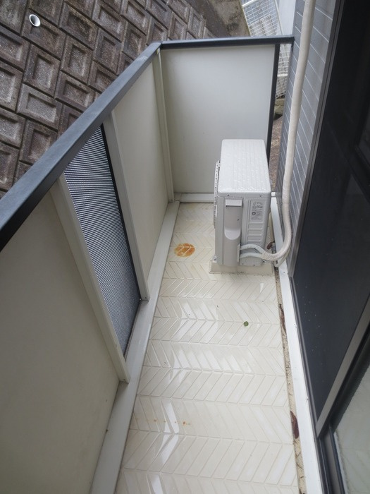 セジュール鳴見ヶ丘のバルコニー