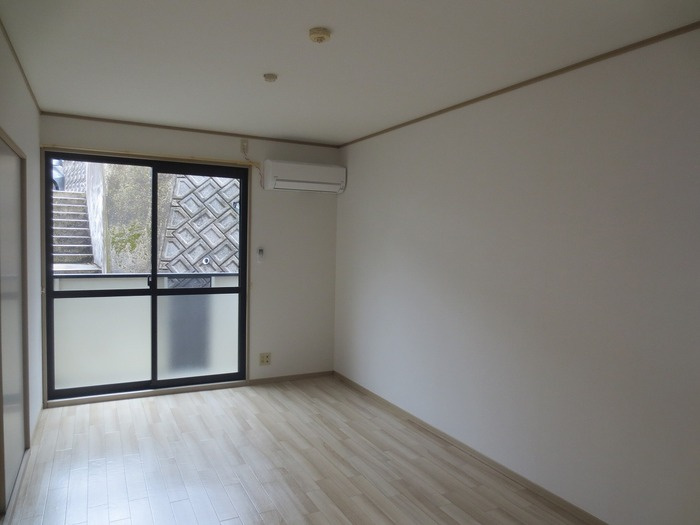 セジュール鳴見ヶ丘の内装