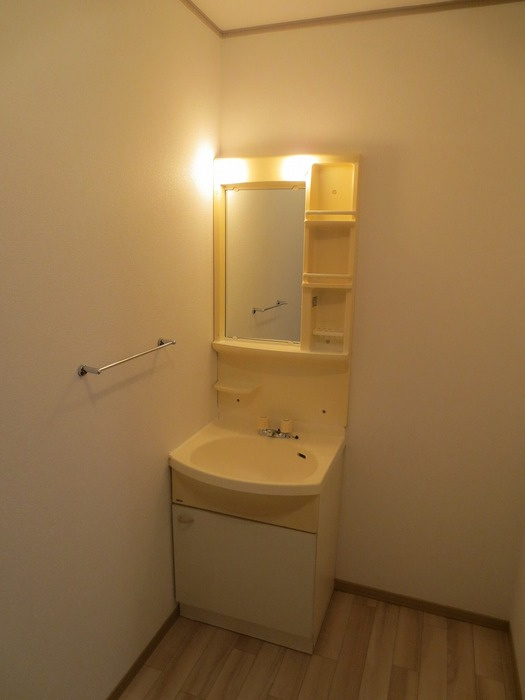 セジュール鳴見ヶ丘の洗面所