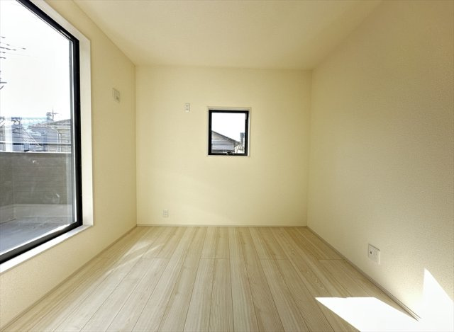 【洋室】 | 新座市野火止3丁目　新築一戸建住宅　全1棟　(志木本店) | 洋室5帖