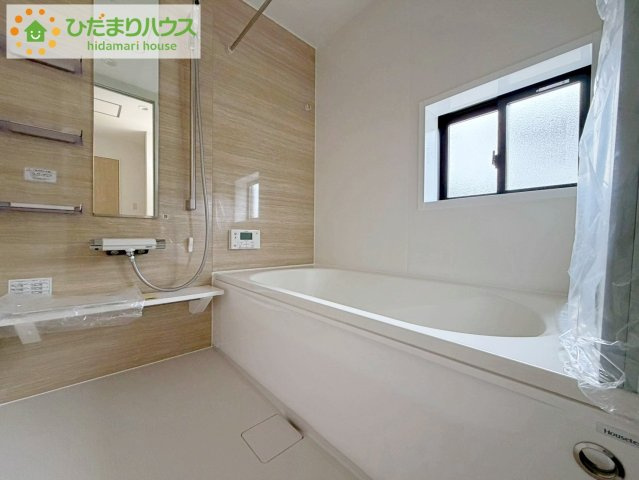 いわき市泉町下川3期　新築戸建　5号棟の浴室|"何歳まで一緒に入ってくれるだろうか・・・。
広いお風呂は、お子様と一緒に入るバスタイムがより楽しくなります。"