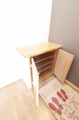 【玄関】 | ハイツアクシア