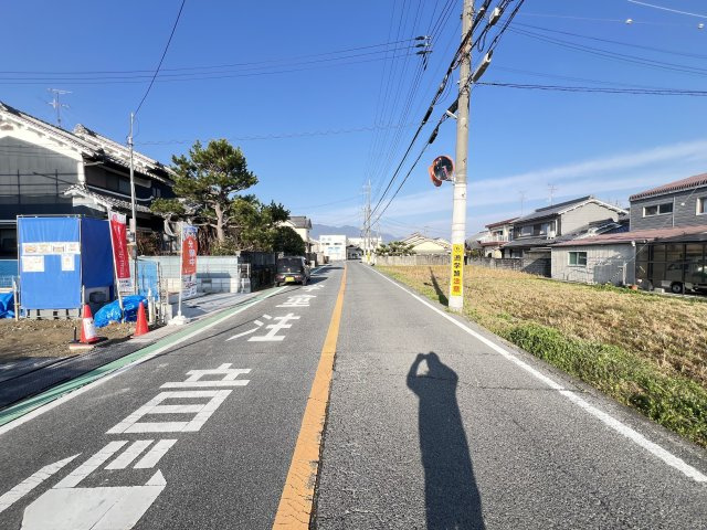 大和高田市曽大根　第5期　の前面道路含む現地写真