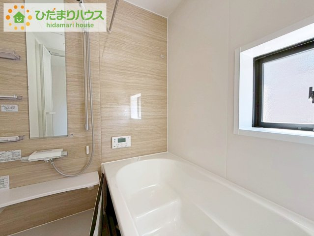 いわき市小名浜林城　新築戸建　1号棟の浴室|大人が足を伸ばしても十分な広さ！一人でゆっくりくつろぐ時間も大切です！