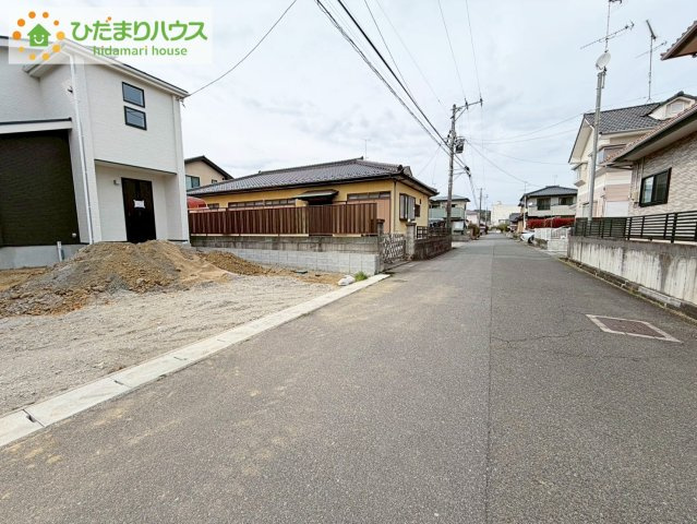 いわき市小名浜林城　新築戸建　1号棟の前面道路含む現地写真