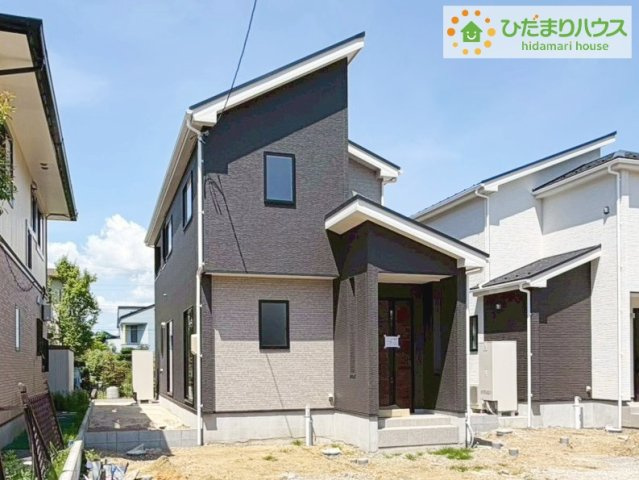 いわき市小名浜林城　新築戸建　2号棟の外観|長年住んでも飽きの来ないモダンでシンプルな外観が特徴です