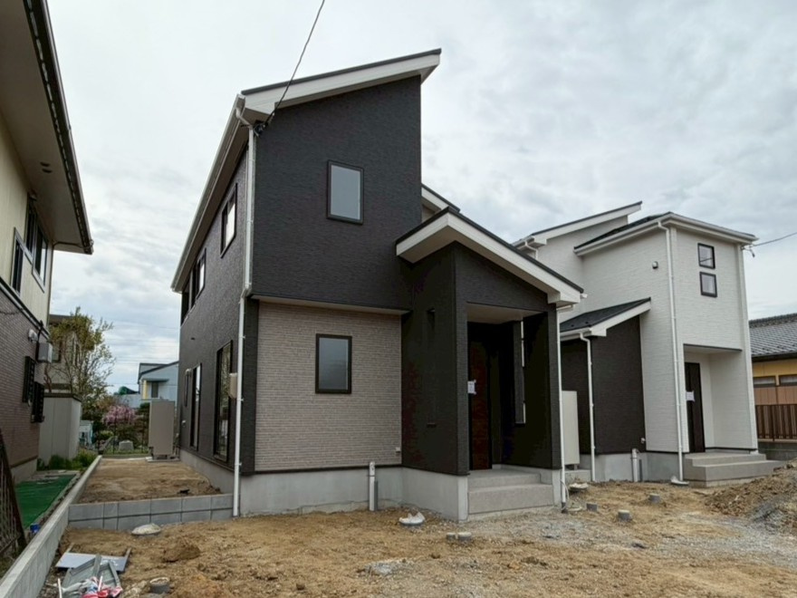 いわき市小名浜林城　新築戸建　2号棟の外観