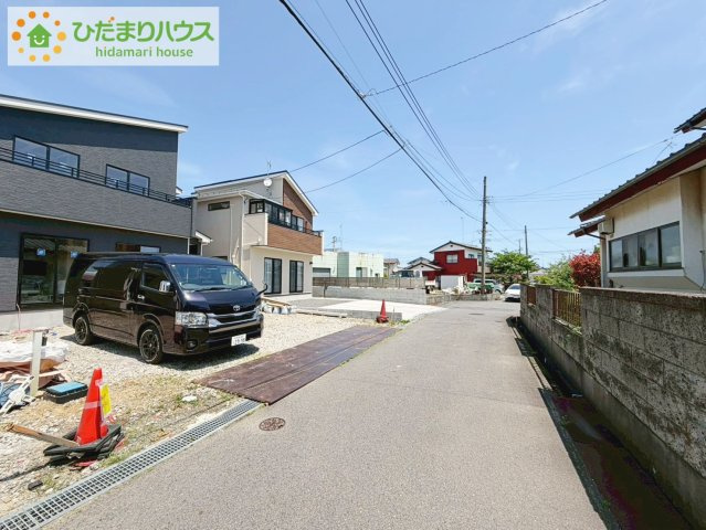 いわき市小名浜大原12期　新築戸建　2号棟の前面道路含む現地写真|是非一度、ご家族そろってご内覧ください♪