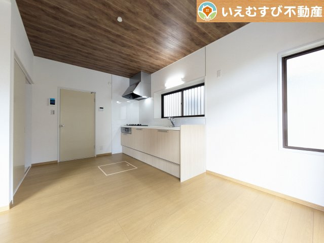 熊谷市押切1期　中古戸建のダイニング