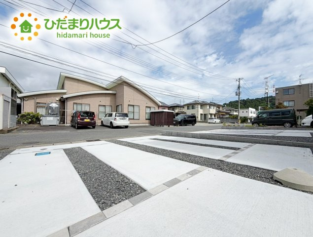 いわき市佐糠町東2期　新築戸建　2号棟の駐車場