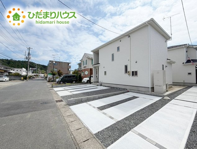 いわき市佐糠町東2期　新築戸建　2号棟の前面道路含む現地写真|閑静な住宅街なので車庫入れも楽々(^^♪