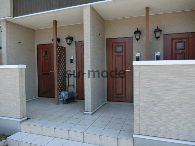 ジェルメ五十鈴のエントランス