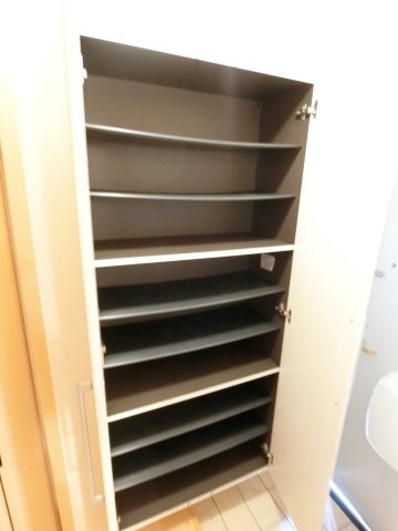 ジェルメ五十鈴の内装