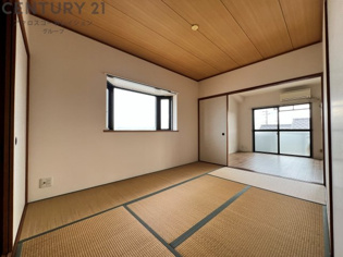 ファミール安倉の和室