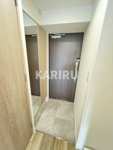 アドバンス大阪ストーリアの玄関