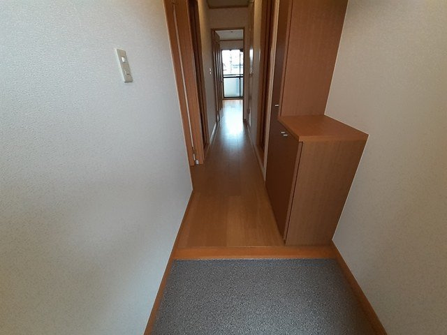 エスト京田辺Ⅱの玄関