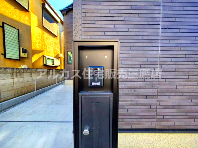 【内覧動画公開中！】練馬区関町北５丁目 西武新宿線 武蔵関駅 新築戸建のエントランス