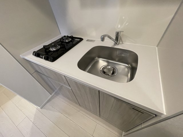 稲城市東長沼の賃貸マンションのキッチン|※カラータイプ異なります