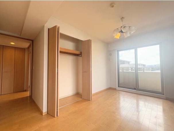 フォルム松ヶ崎ノーザンレジデンスの洋室