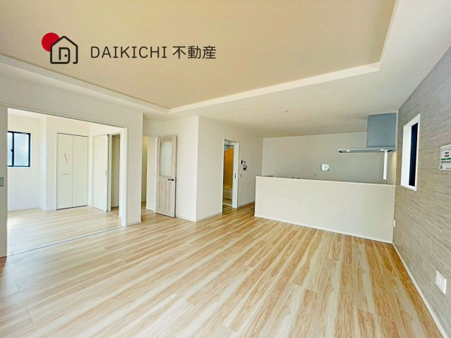 【居間・リビング】 | 白岡市小久喜18期　LIGARE　新築戸建　全1棟　1号棟