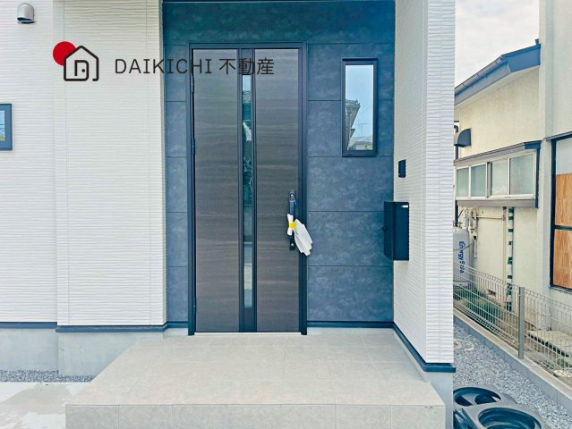 【玄関】 | 白岡市小久喜18期　LIGARE　新築戸建　全1棟　1号棟
