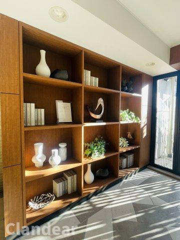 メイツ東綾瀬のロビー|ドキドキの新生活も、安心してスタート。ぴったりの住まいを見つけませんか？クランディアが一緒に住まい選びをサポートします‼　まずは、お気軽にお問合せください　＃クランディア