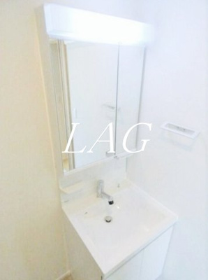 【洗面所】 | グレース・カーサ | 独立洗面台です。